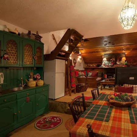 木屋 Dandy Agoriani - Iris- Fireplace - Up To 6